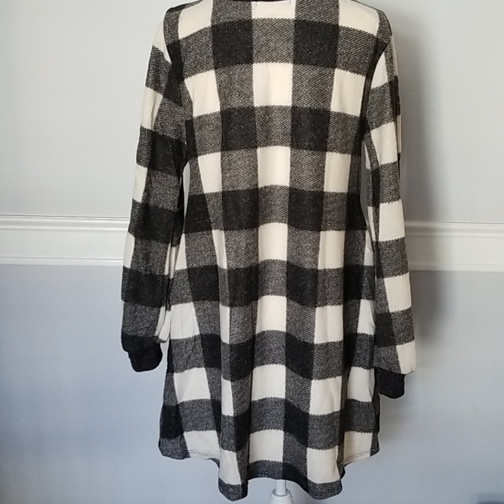 Over-Sized Tunic Dress Buffalo Check with pockets - Picture 3 of 7